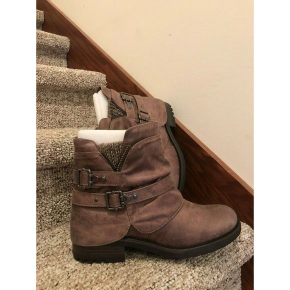 Carlos Santana Shoes - Carlos By Carlos Santana Taupe Ankle Zip Boot 9.5